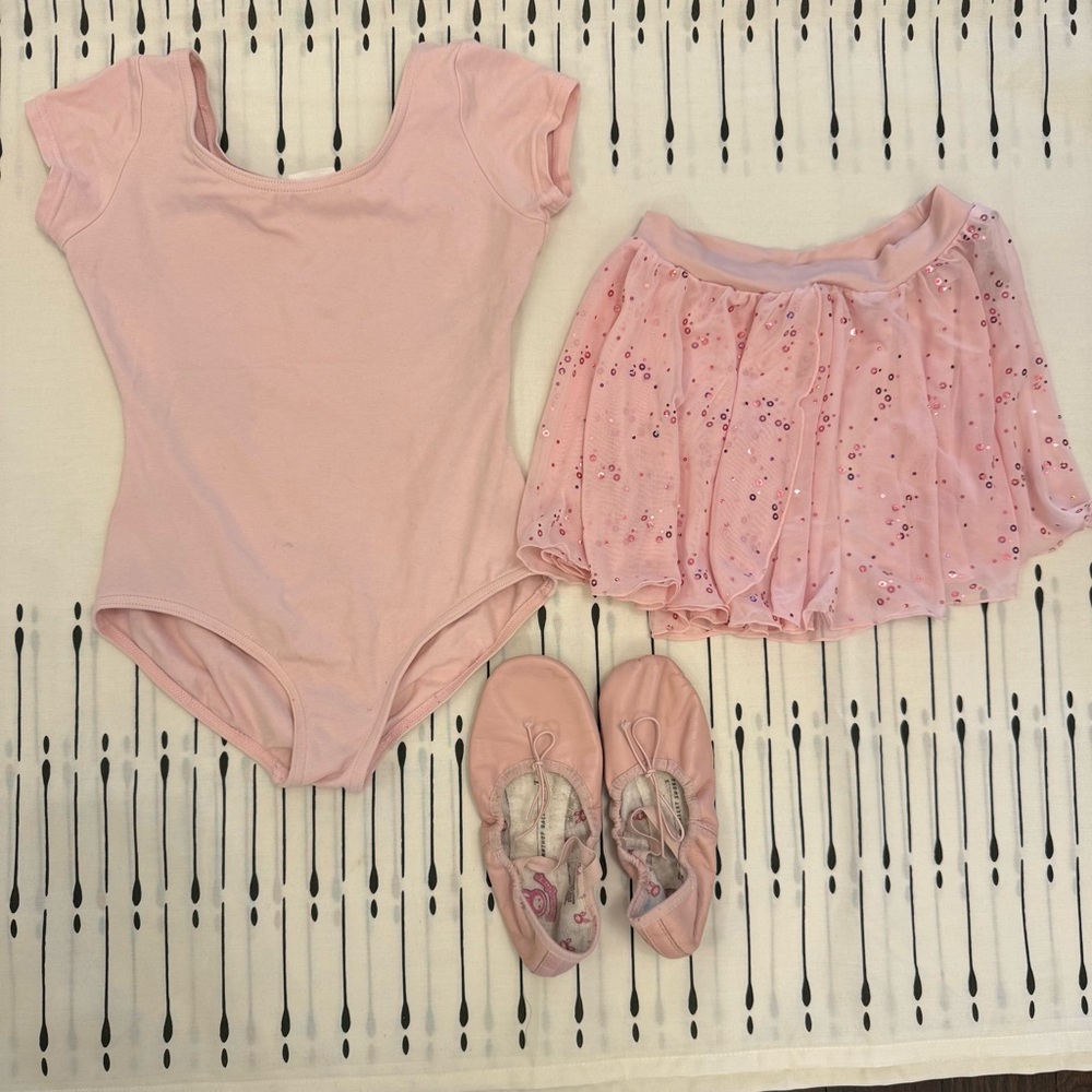 Capezio Light Pink Girls' Ballet Set with Tutu & Slippers(5-6 year old)